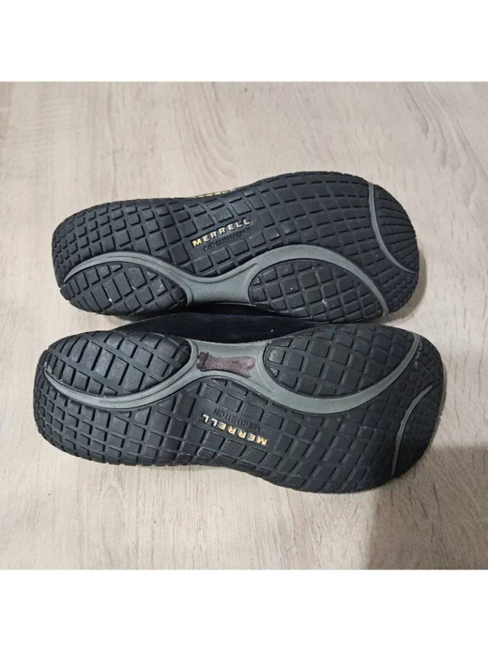 Merrell size youth